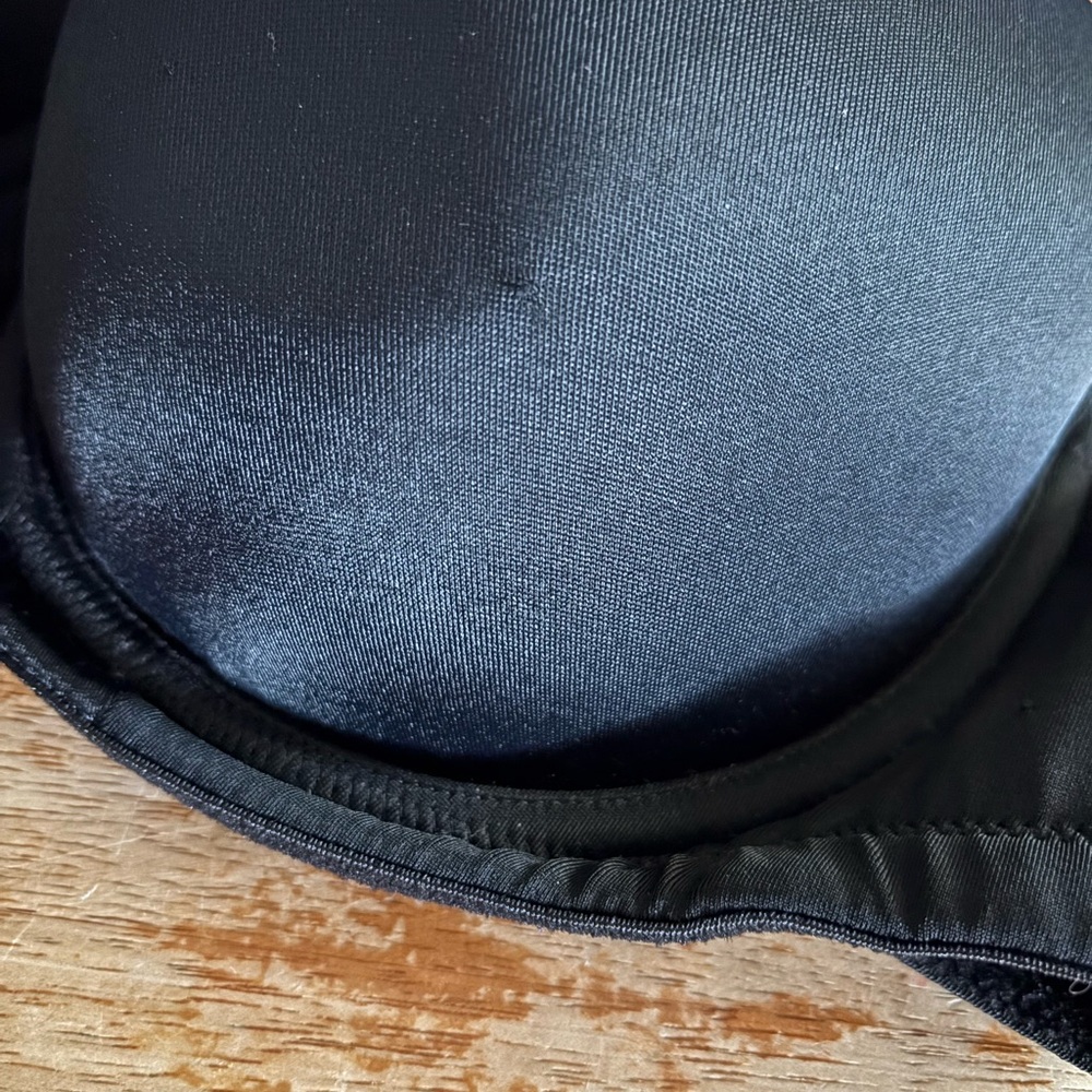 Black Strapless Bra with Molded Cups and Wide Band - Picture 9 of 13
